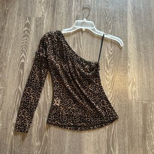 Leopard mesh one shoulder top